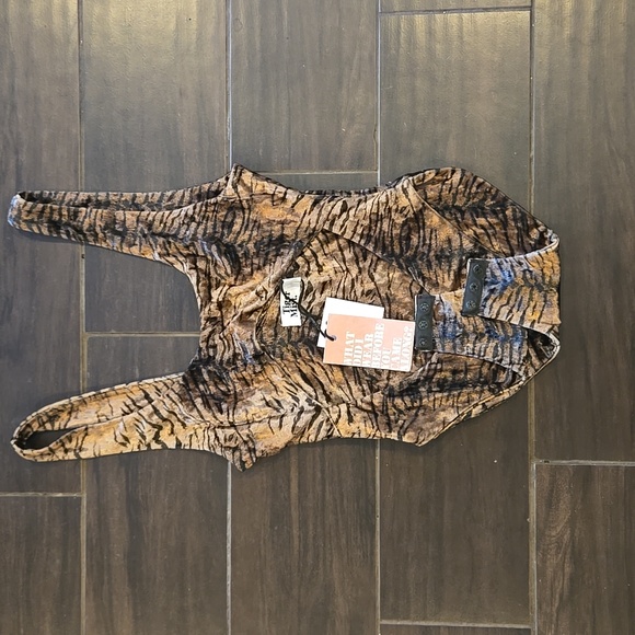 Tiger Mist Animal Print Bodysuit Sz XS NWT - Picture 5 of 8
